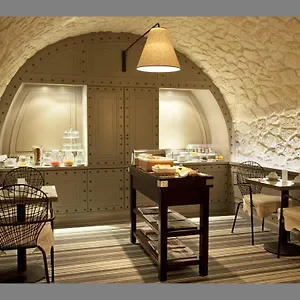 Therese Hotell Paris